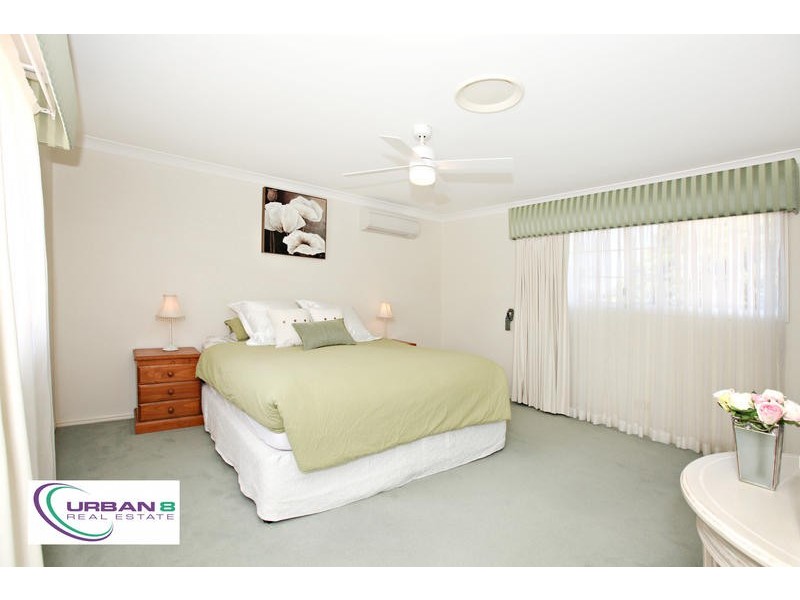 25 Jamieson Place, Brookfield QLD 4069